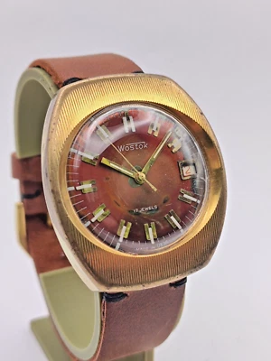 Reloj soviético vintage Vostok chapado en oro mecánico 2414A 17 joyas hecho en URSS Foto 1 de 4