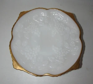 ANCHOR HOCKING MILK GLASS SQUARE GRAPE HARVEST GOLD TRIM PEDESTAL BOWL  8.5" - Picture 1 of 4