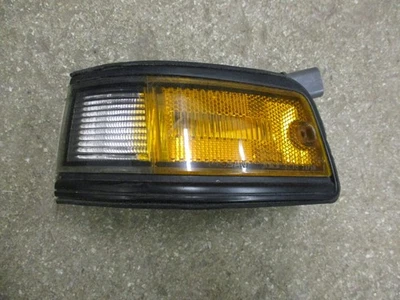 1987 1988 NISSAN 200SX DRIVER'S SIDE LEFT CORNER LAMP SIDE MARKER LIGHT OEM - Image 1 of 4