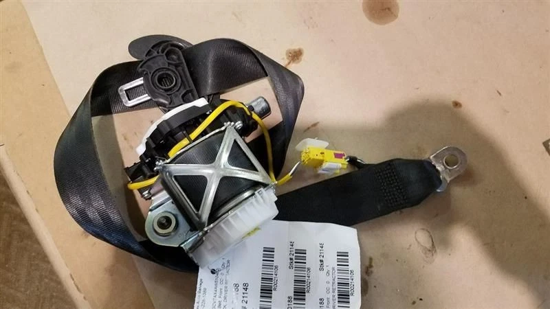 2009-2013 Volkswagen Tiguan Front LH Driver Seat Belt Retractor Black OEM - Image 1 of 1