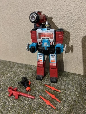 G1 Transformers Perceptor 100% COMPLETE - Image 1 of 4