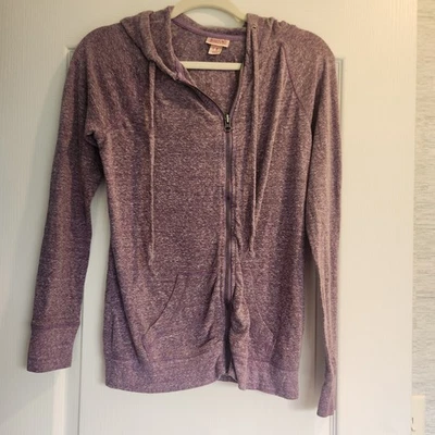 Sudadera con capucha para mujer Mossimo talla S usada en excelente estado Foto 1 de 3