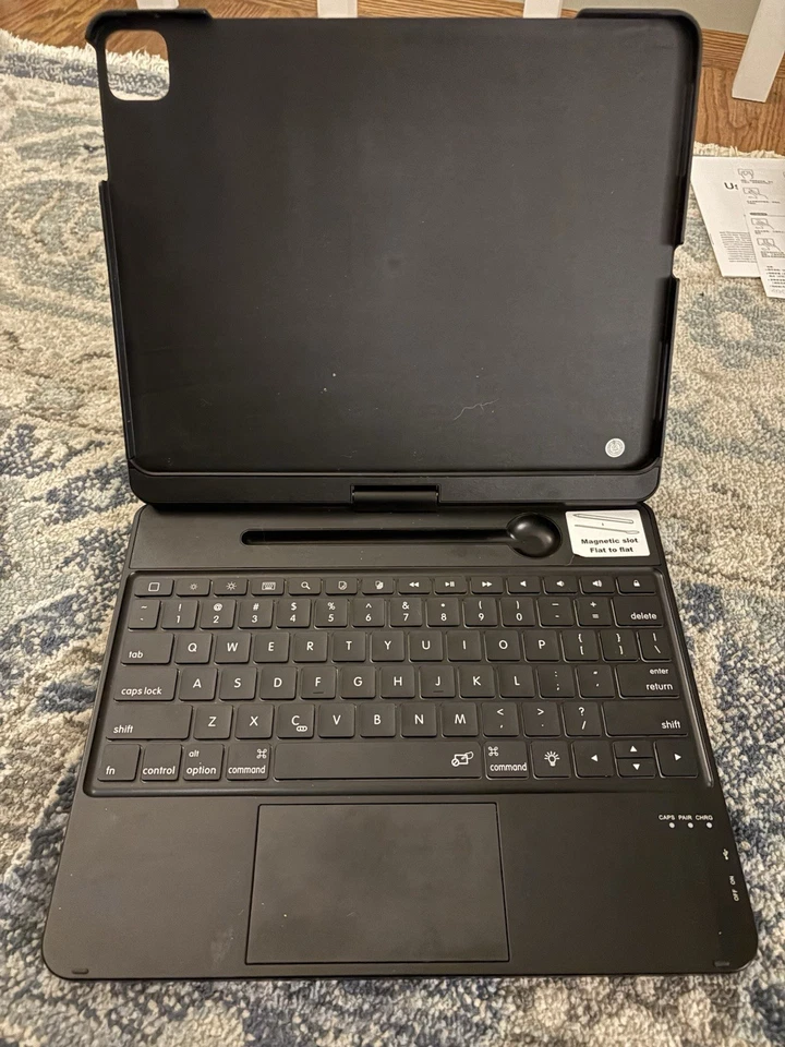 Capa estilo laptop iPad Air 13"" - Imagem 1 de 1