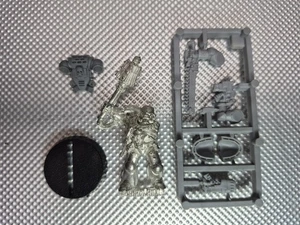 Warhammer 40k Space Marine Chaplain Unassembled Rogue Trader Era Virgin Metal - Picture 1 of 2