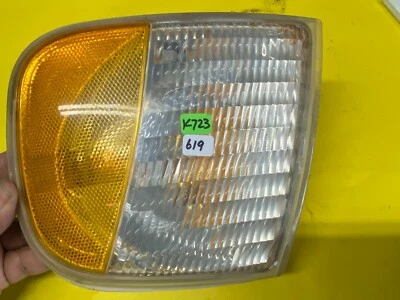 1997-2002 FORD EXPEDITION DRIVER LEFT SIDE TURN SIGNAL LIGHT OEM - Image 1 of 4