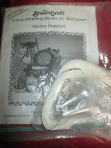 NOOP Vintage BRAID CRAFT Fabric Rug BRAIDING KIT - 1980's - Picture 1 of 3