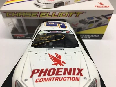 CHASE ELLIOTT AUTOGRAFIADO 2020 #9 PHOENIX CONSTRUCTION SNOWBALL DERBY 1/24 Foto 1 de 4