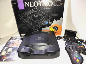 PROBADO Neo Geo CD CD-T01 Juego de Consola con Caja, 2 Mandos, Cables y 3 Juegos - Imagen 1 de 13