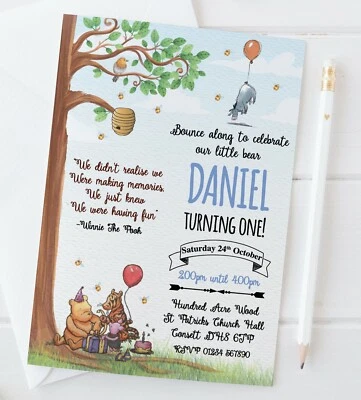 Personalizado Clásico Winnie The Pooh Fiesta de Cumpleaños Invitaciones Pooh Oso Invitación Foto 1 de 2