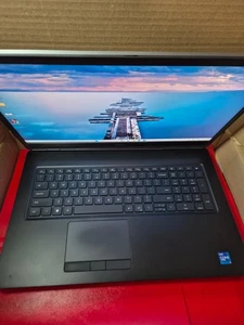 WILL TAKE £550 - Dell 17" i7 32GB RAM 512GB SSD RTX 6GB PLZ READ - Picture 1 of 24