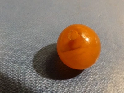СТАРИННЫЙ БАБОЧКА ЦВЕТ ЯНТАРЬ ОКРУГЛЫЙ БУСИНА ПРЕКРАСНО СОХРАНИЛСЯ 8,5 ММ - Изображение 1 из 4
