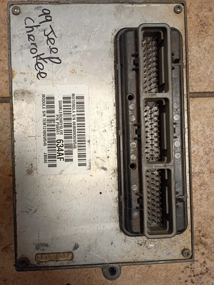 Jeep Cherokee P56041 1999 ECM Foto 1 de 1