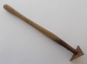 Vintage 18" Long Paint Scraper 4" Triangular Head Wooden Handle - Picture 1 of 7