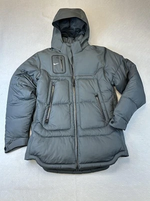 Nike Jacket Medium Gray 378068-010 Insulated Hooded Thick Tech Paneled Puffer - Image 1 of 4