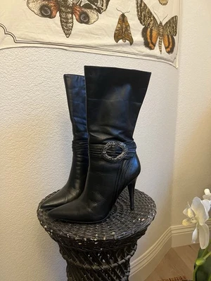 Botas de aguja Carlos Santana vintage de cuero negro para mujer con hebilla talla 6 Foto 1 de 4