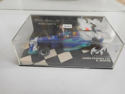 Minichamps F1 Formel 1 Sauber Petronas C21 N. Heidfeld in 1:43 in Box - Bild 1 von 2