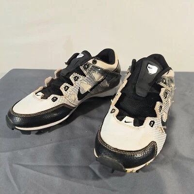 Nike Youth Football Cleats 684680-107 Size 6.5 Black White Pre-Owned No Laces - Image 1 of 4