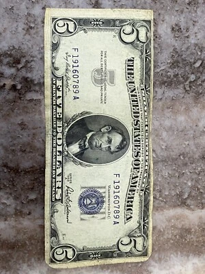 billetes de 5 dólares Foto 1 de 2