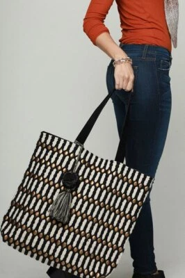 Bolso de Mano Ruggine Boho Tejido a Mano con Cuentas Doradas Foto 1 de 4