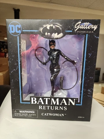Diamond Select Toys DC Gallery Batman Returns Movie Catwoman Statue New Sealed Cover
