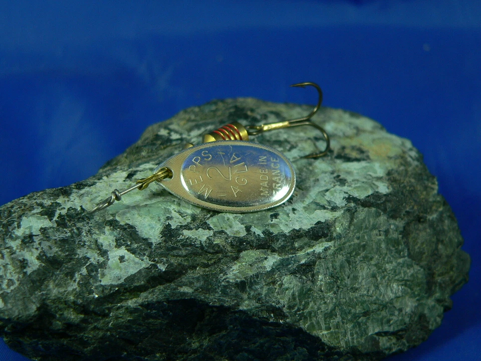 Cucchiaino Mepps Aglia classico Oro o Argento pesca trota, cavedano, black bass - Immagine 1 di 1