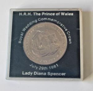 Corona conmemorativa de boda real de la Casa de la Moneda Real 1981 Natwest caja original - Imagen 1 de 2