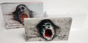 Roger Waters / Pink Floyd The Wall Live VIP Concert Brick Statue 8.736/10.000 - Bild 1 von 12