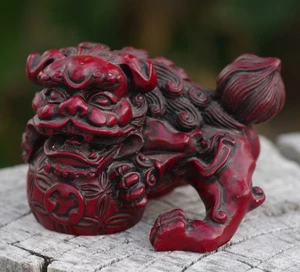 VINTAGE Chinese Symbols Foo Dog Figurine Feng Shui - Picture 1 of 7