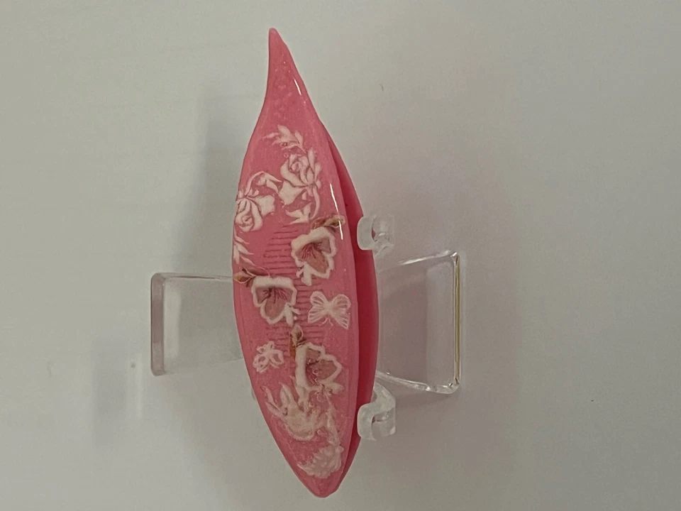 Tatting Shuttle – Hand Decoupaged - Clover or Clover LIKE Shuttle MUST READ - Image 1 of 1