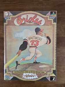 Vintage 2 Autographs 1973 Baltimore Orioles Official Yearbook Brooks Robinson - Picture 1 of 7
