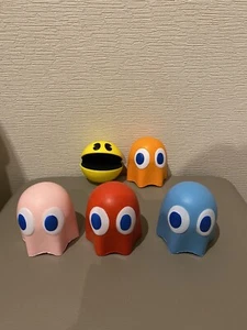 Pacman Pac Man Stress Reliever Relief Ball Ghost Pink Blue Red Set Figures - Picture 1 of 7