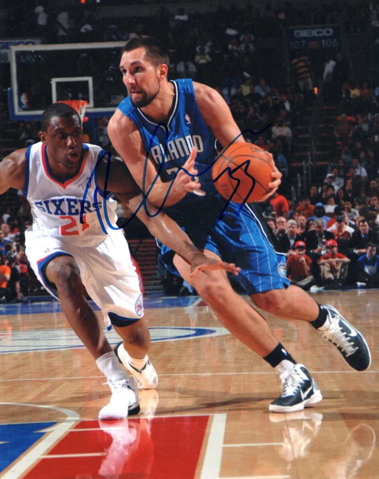 Foto autógrafa firmada a mano por Ryan Anderson NBA Orlando Magic 8x10 Foto 1 de 1