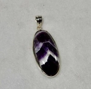 Chevron Amethyst langer ovaler Anhänger Sterlingsilber innere Stärke & Mut - Bild 1 von 5