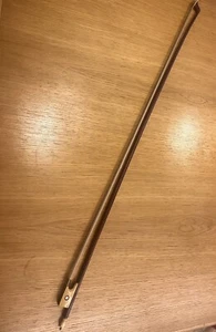 Antique 1800’sFancy Frog Pernambuco wood Violin Bow 4/4. Signed TOURTE - Zdjęcie 1 z 4