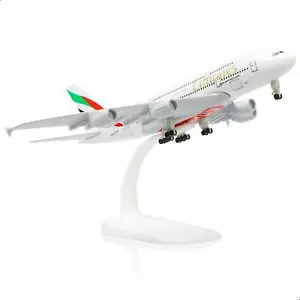 Airbus A380 1:300 Emirates Diecast Metal Airplane Model with Stand Sky - Foto 1 di 9