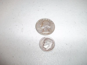 Vintage 1962D Washington Quarter 1952D Roosevelt Dime 90% Silver Nice L@@K - Picture 1 of 4