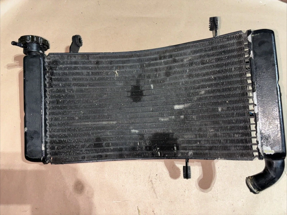 DUCATI ST4 s ST2 GENUINE OEM water cooled RADIATOR COOLING + FAN - Image 1 of 4