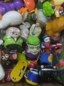  Disney & Burger King Push Wind Up Other Toys Mixed Lot Various Pretend 3.6 lbs - Picture 1 of 4