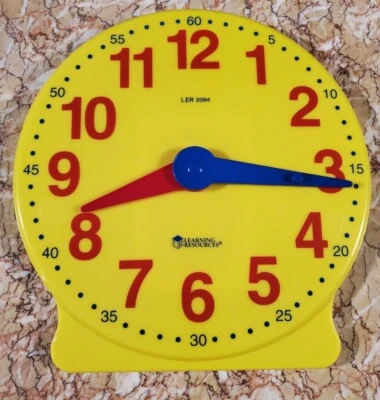 Recursos de Aprendizaje Big Time Reloj de Aprendizaje 12 Horas Edades 5+ Foto 1 de 2