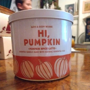 Bath and Body Works PUMPKIN SPICE LATTE 3-Wick Candle 14.5 OZ EXPRESSO CINNAMON - Picture 1 of 3