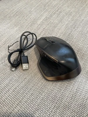 Logitech MX Master 2 Graphite Advanced Bluetooth Wireless Mouse w Charging Cable - Image 1 of 4