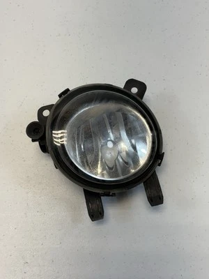 Bombilla antiniebla delantera izquierda lado conductor BMW F30 335Xi 2012-2015 7248911 OEM Foto 1 de 4