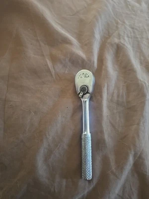 MAC Tools MR5  5" Long 3/8" Drive 1/4" Body Ratchet Made In USA - Image 1 of 3