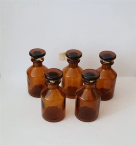 5 Stück Apothekerflasche/ Vorratsglas - Braunes Glas - 50 ml - mit Stöpsel - DDR - Bild 1 von 5