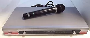 Micrófono y receptor inalámbricos Pyle Pro (PDWM2000) con micrófono probado bueno - Imagen 1 de 9