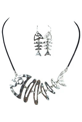 Conjunto de collar y pendientes de vida marina espinas de pez esqueleto de pez huesos de pez Foto 1 de 2