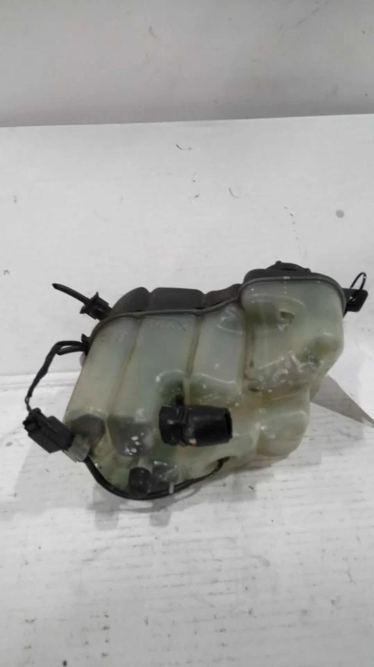 Depósito de refrigerante XC70 compatible con 08-16 VOLVO SERIE 70 549063 Foto 1 de 4