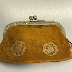 Vtg Cosmetics Purse Tooled Leather Ornate Clasp - Picture 1 of 10