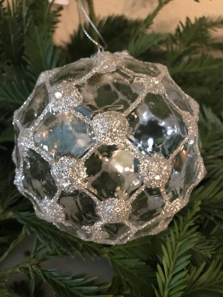 Addobbo albero di Natale palla in vetro con decorazioni argentate - Immagine 1 di 1