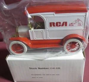 RCA CLASSIC, 1/32 ERTL BANK, NEW IN BOX - Picture 1 of 2